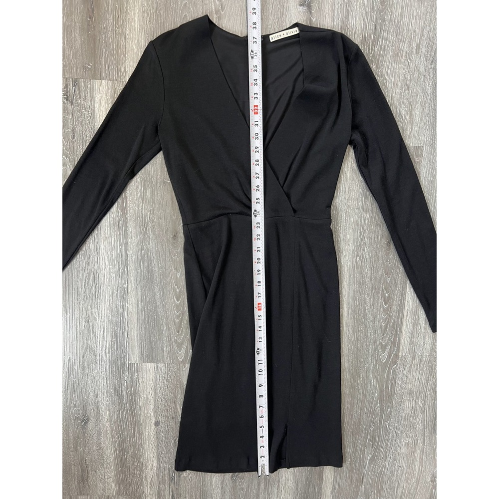 Alice + Olivia Black Long Sleeve V-Neck Wrap Front Mini Cocktail Dress Size 2 - Picture 3 of 6